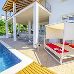 Villa Heura 18